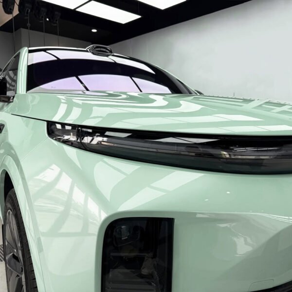 Vinilo Wrap Verde Pastel Perlado Gloss - Image 5